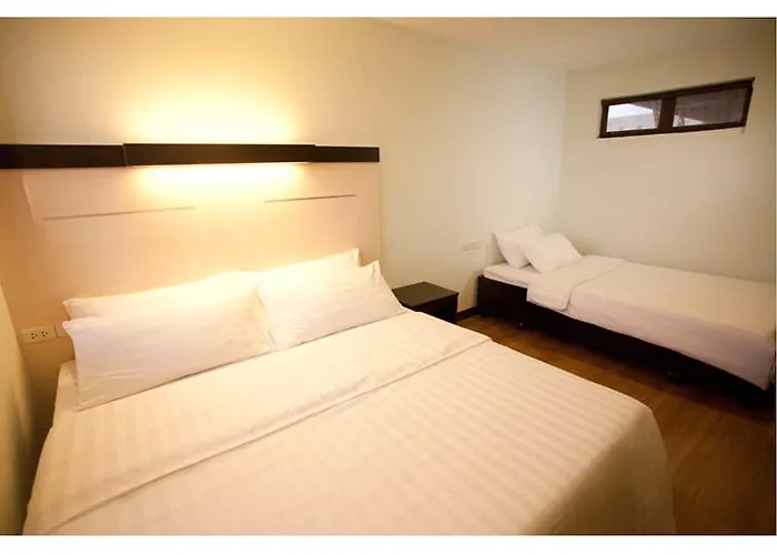 Hotel Sugbutel Family Powered By Cocotel