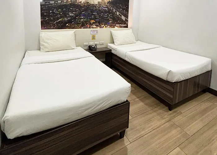 Hotel Sugbutel Family Powered By Cocotel 3*