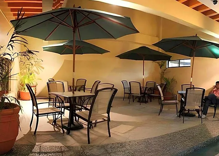 Hotel Sugbutel Family Powered By Cocotel 3*