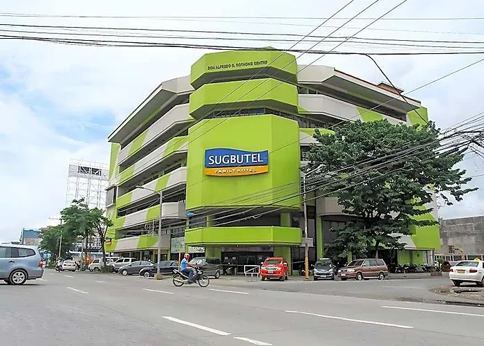 Sugbutel Family Powered By Cocotel 3* 세부